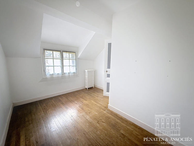 Maison - 156 m² - 7 pièces