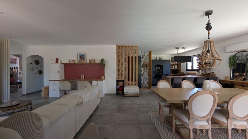 Villa - 200 m² - 7 pièces