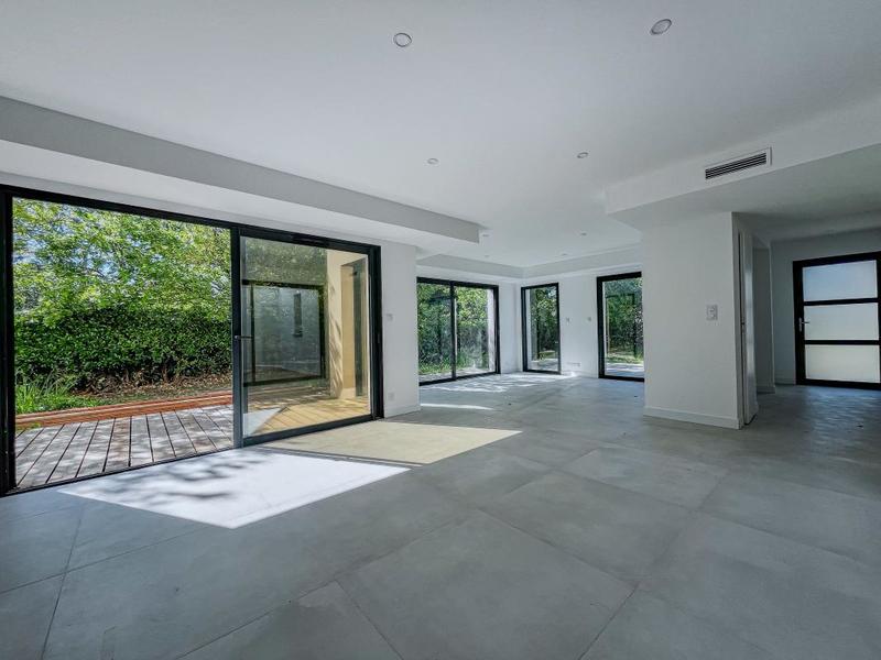 Maison - 165 m² - 5 pièces