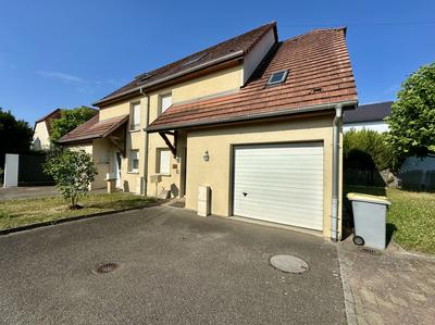 Maison - 120 m² - 5 pièces