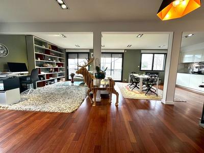 Maison - 188 m² - 8 pièces