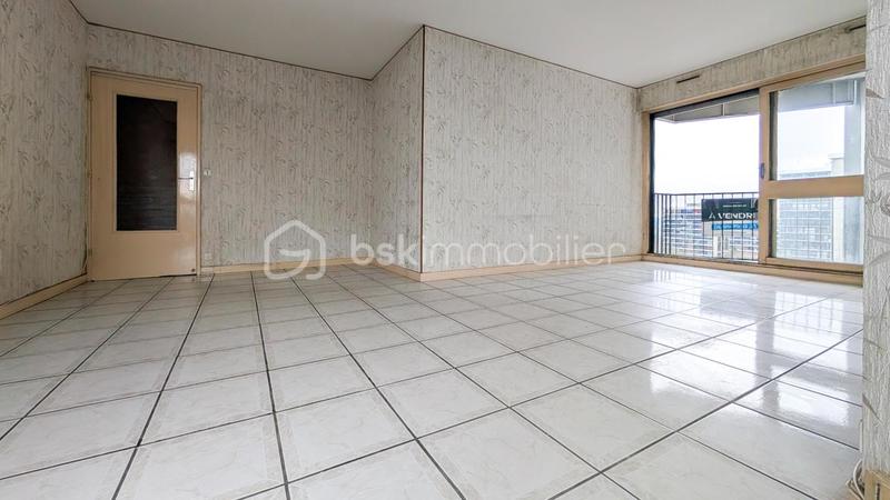 Appartement - 64 m² - 4 pièces