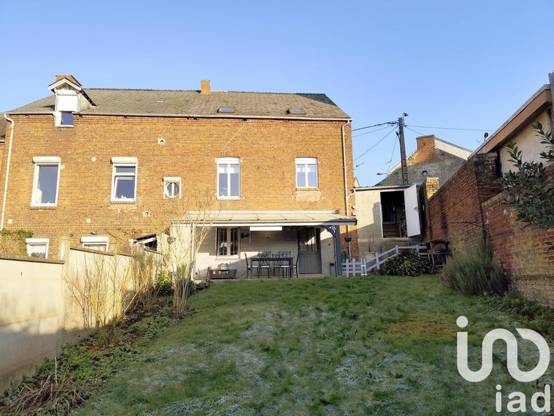 Maison - 108 m² - 6 pièces