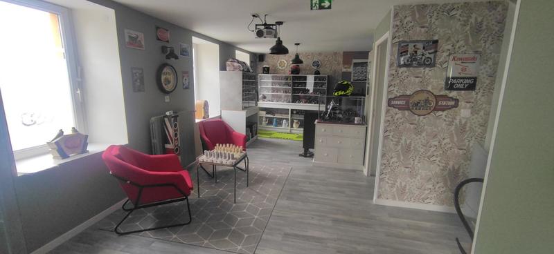 Maison - 350 m² - 7 pièces