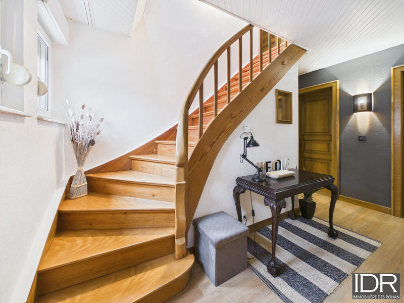 Maison - 190 m² - 7 pièces