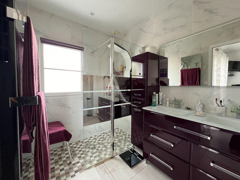 Maison - 142 m² - 5 pièces