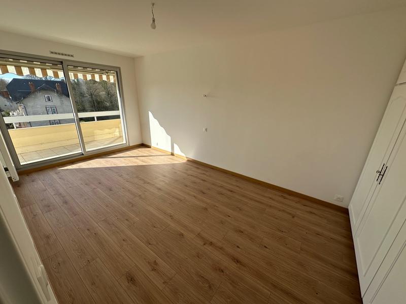Appartement - 121 m² - 3 pièces