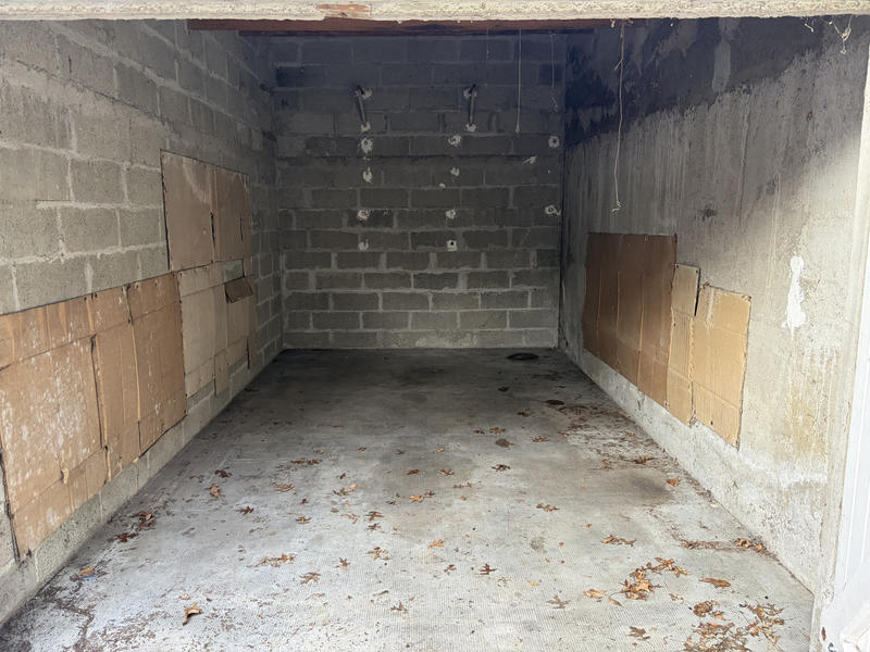 Parking / Garage - 15 m²