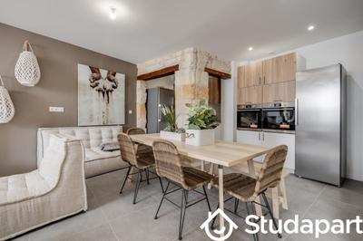 Chambre - 13 m² - 1 pièce