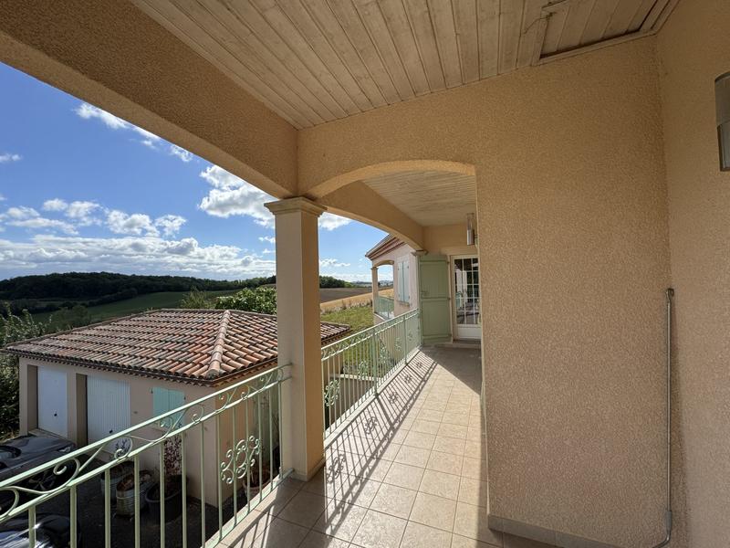 Villa - 141 m² - 6 pièces