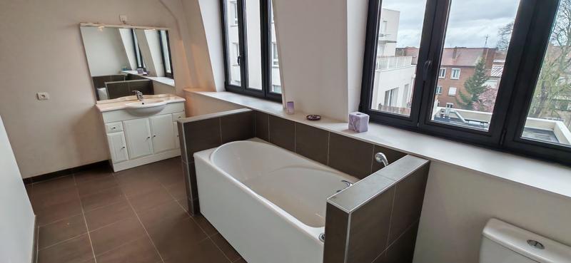 Appartement - 150 m² - 4 pièces