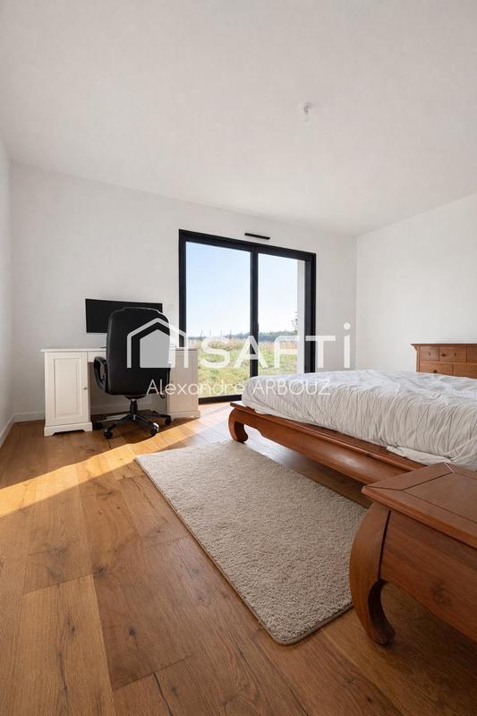 Maison - 178 m² - 4 pièces