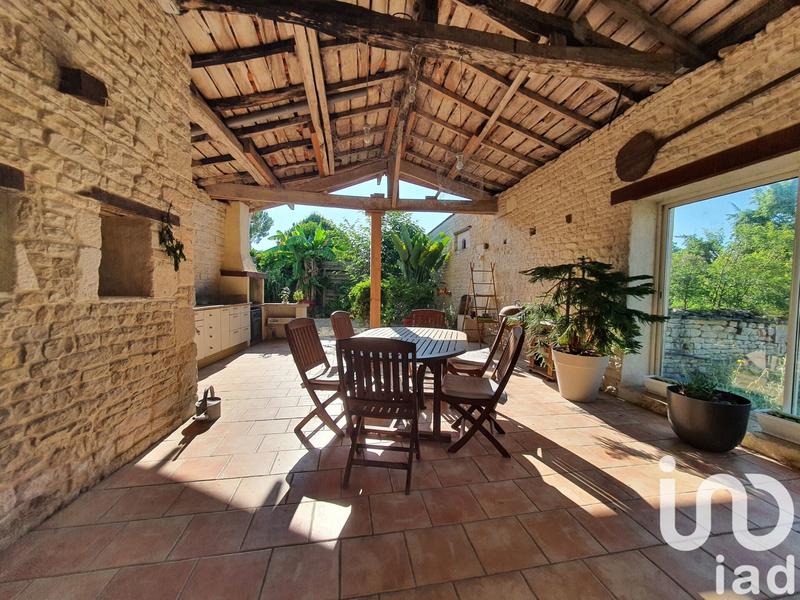 Maison - 250 m² - 7 pièces