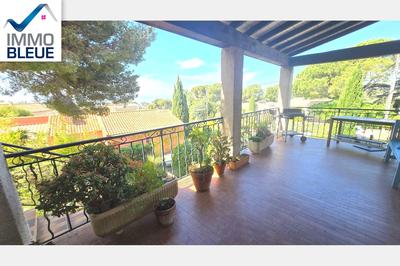 Villa - 186 m² - 9 pièces