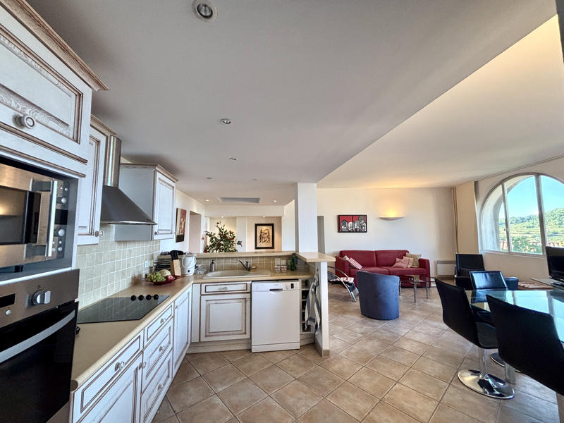 Appartement - 103 m² - 3 pièces