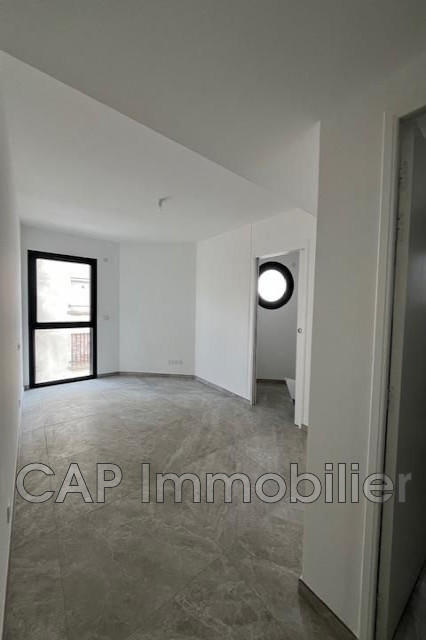 Appartement - 97 m² - 3 pièces
