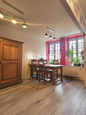 Maison - 180 m² - 6 pièces