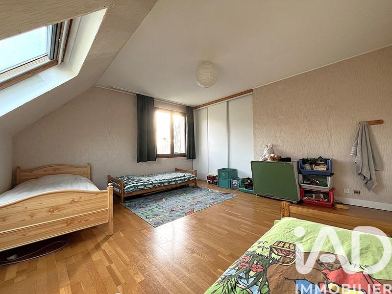 Maison - 261 m² - 9 pièces