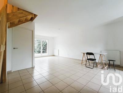 Maison - 83 m² - 4 pièces