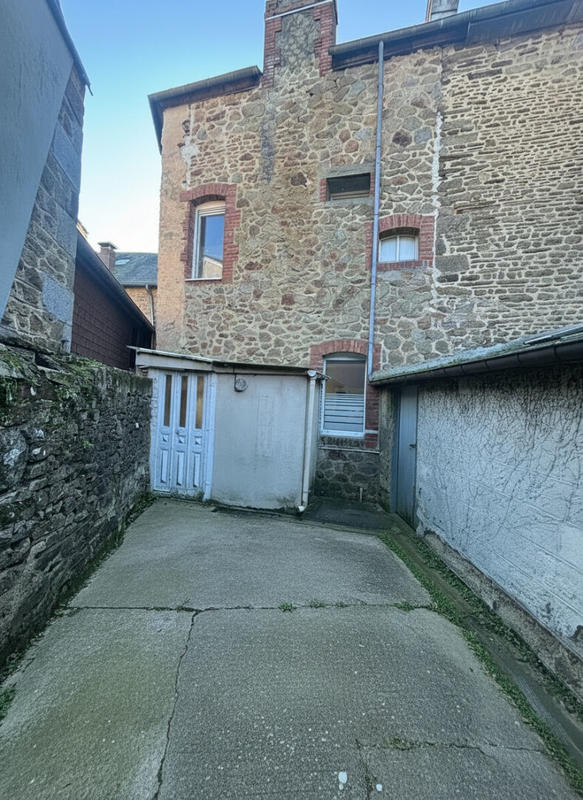 Maison - 80 m² - 4 pièces