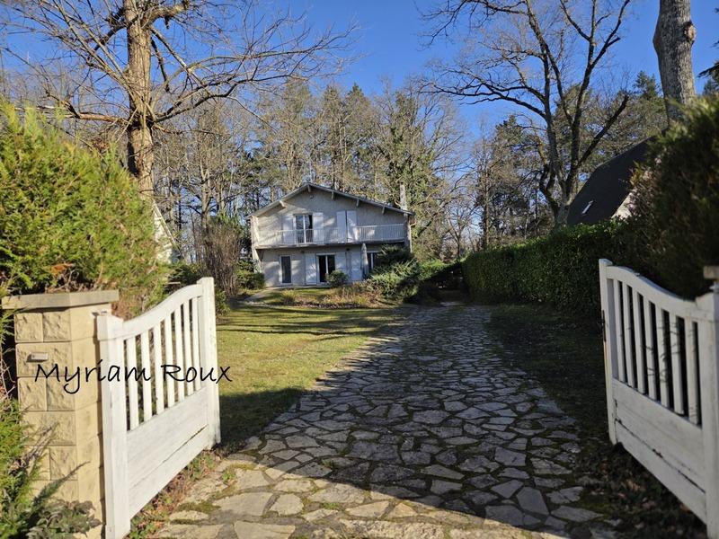 Maison - 143 m² - 6 pièces