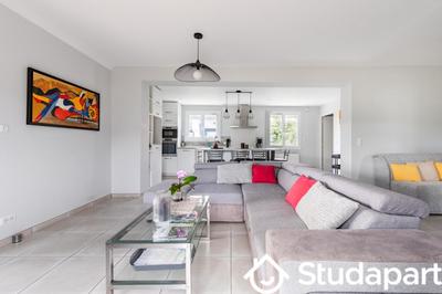 Appartement - 135 m² - 6 pièces