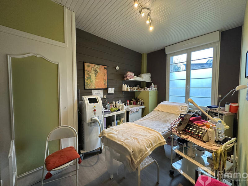 Fonds de commerce - Bureau - 54 m²