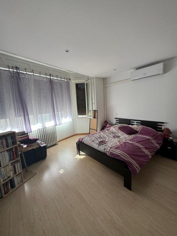 Immeuble - 184 m² - 8 pièces