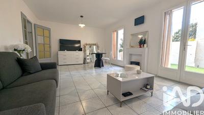 Maison - 91 m² - 4 pièces