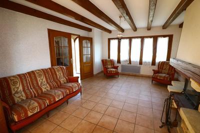 Maison - 206 m² - 7 pièces