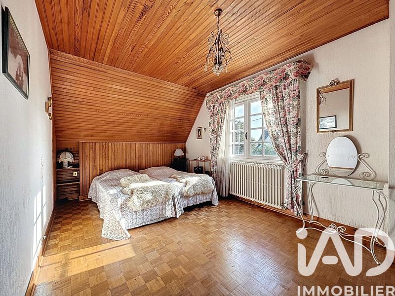 Maison - 168 m² - 7 pièces