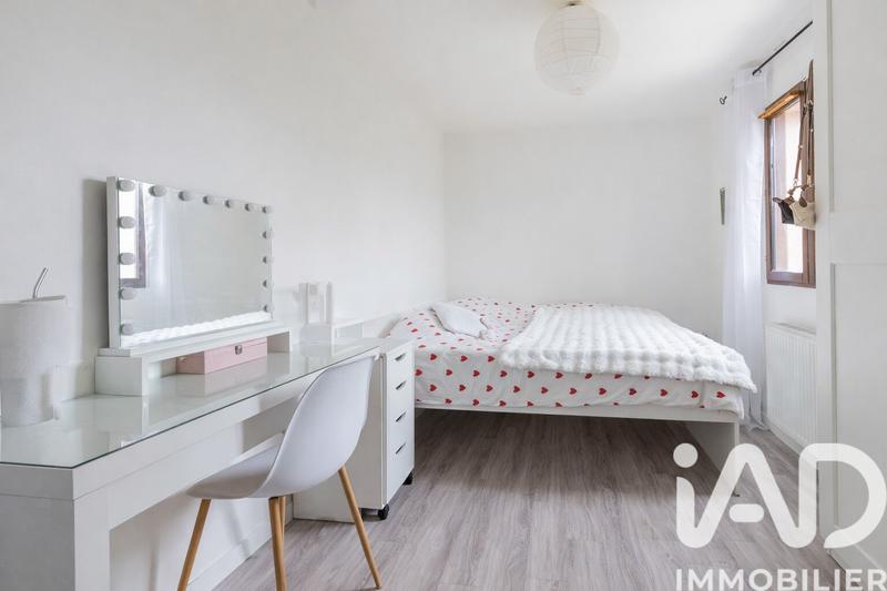 Maison - 122 m² - 7 pièces