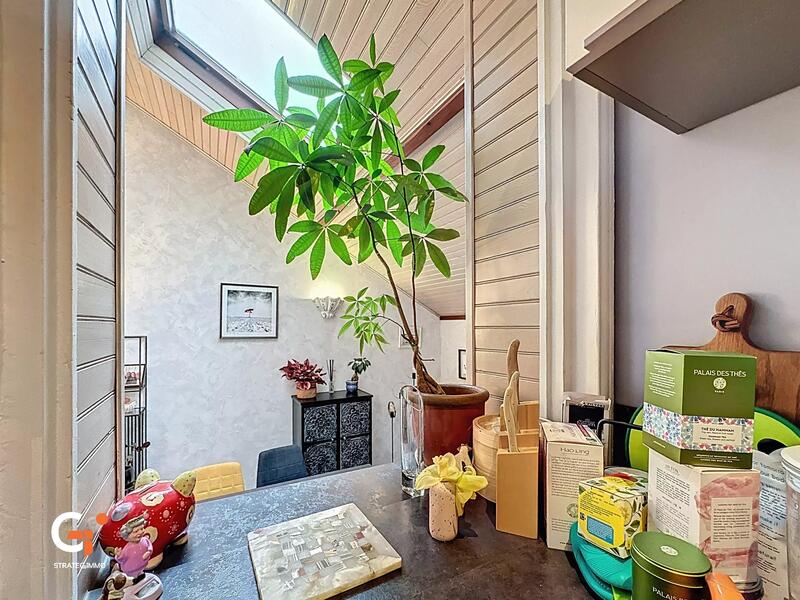 Maison - 93 m² - 6 pièces