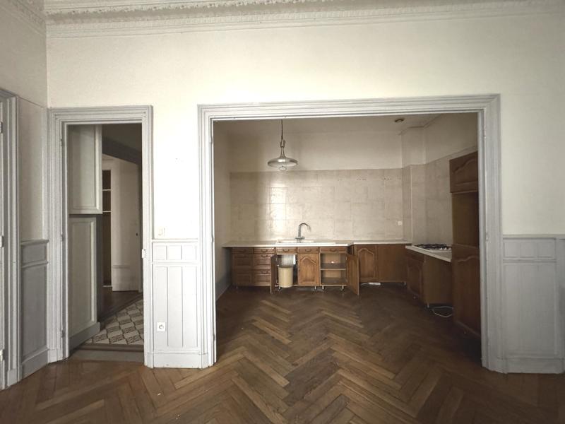 Appartement - 89 m² - 4 pièces