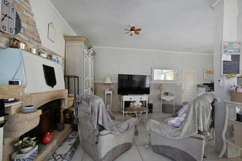 Propriété - 200 m² - 7 pièces