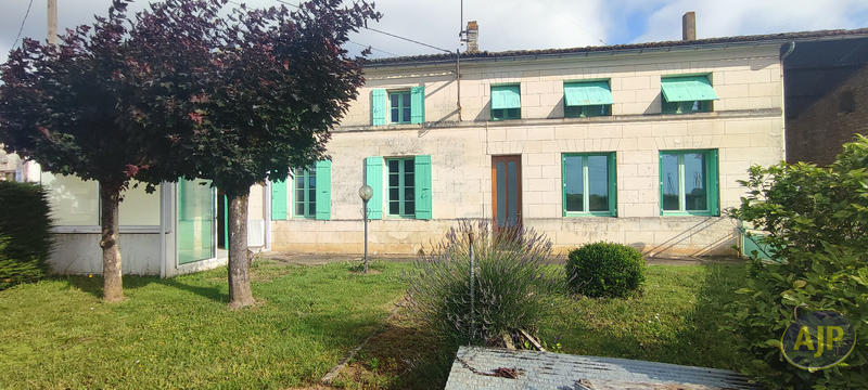 Maison - 143 m² - 5 pièces