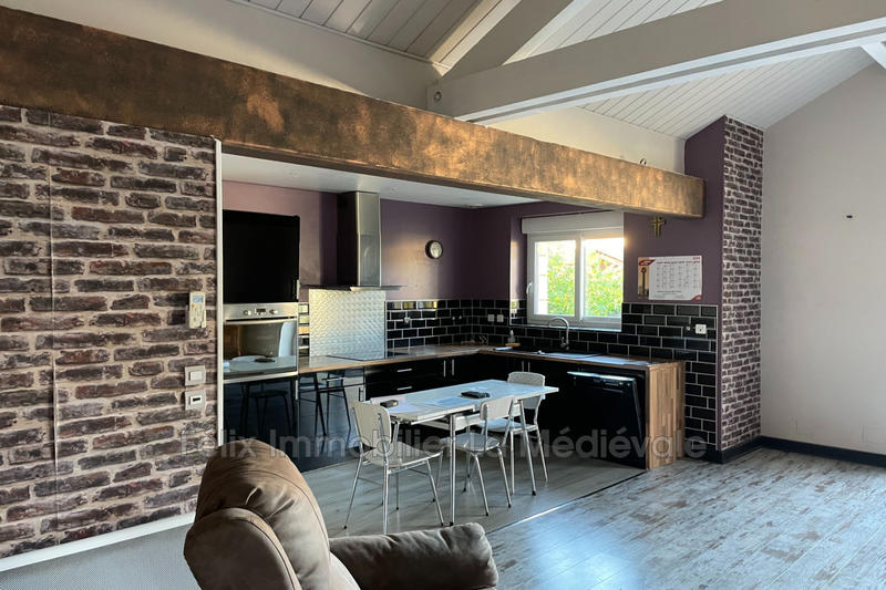 Maison - 105 m² - 4 pièces