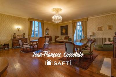 Château - 493 m² - 12 pièces