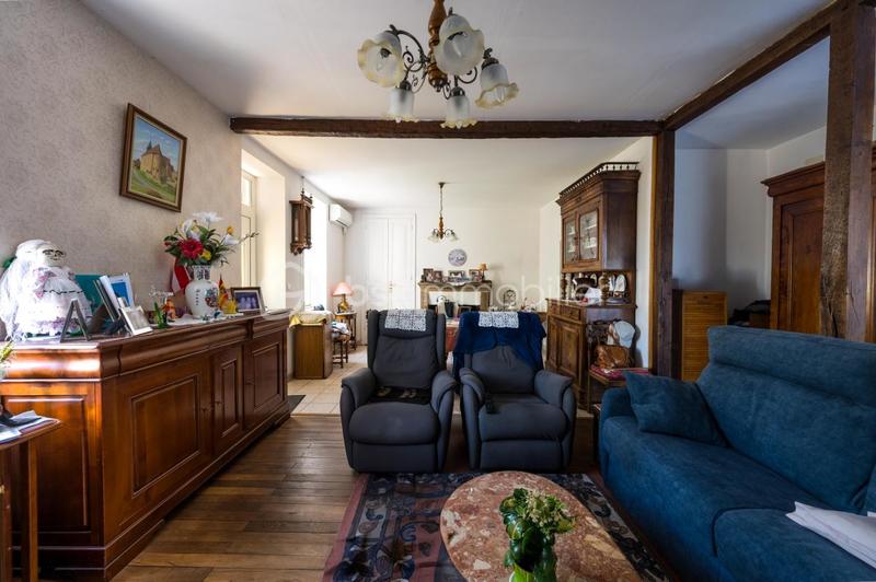 Maison - 95 m² - 5 pièces