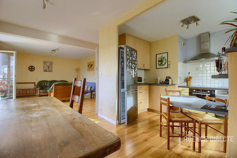 Appartement - 95 m² - 5 pièces