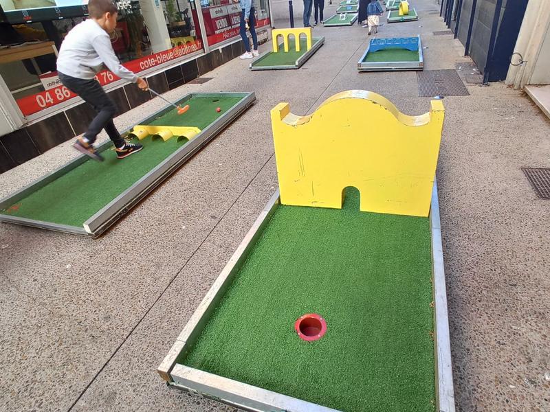 Les manèges, parades et jeux de Noël