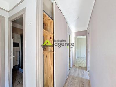 Pavillon - 75 m² - 4 pièces