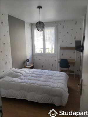 Chambre - 14 m² - 1 pièce