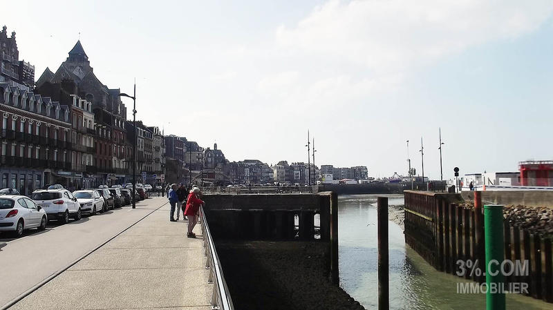 Loft - 122 m² - 6 pièces