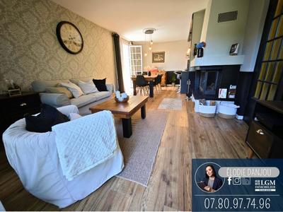 Maison - 120 m² - 4 pièces