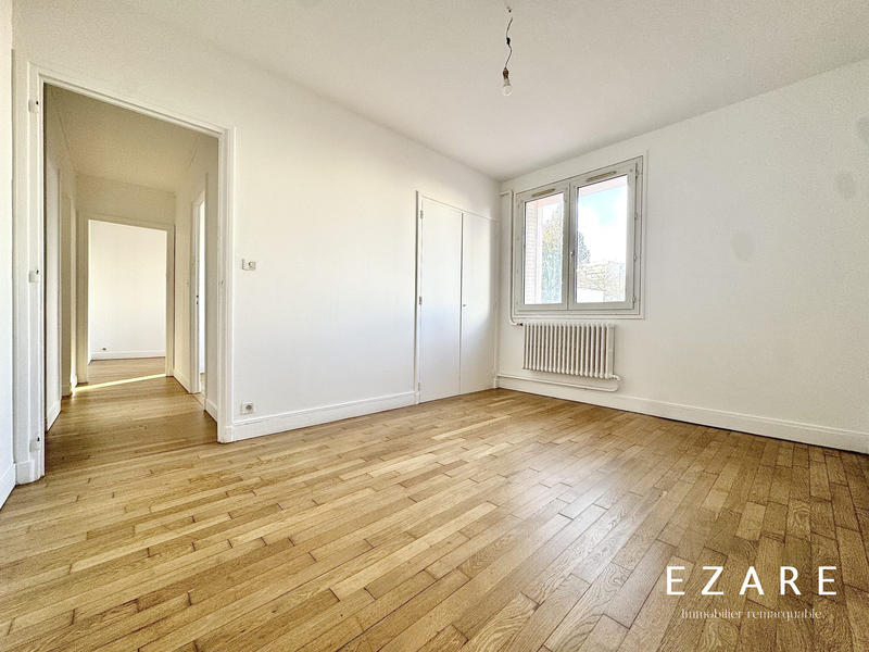 Appartement - 102 m² - 5 pièces