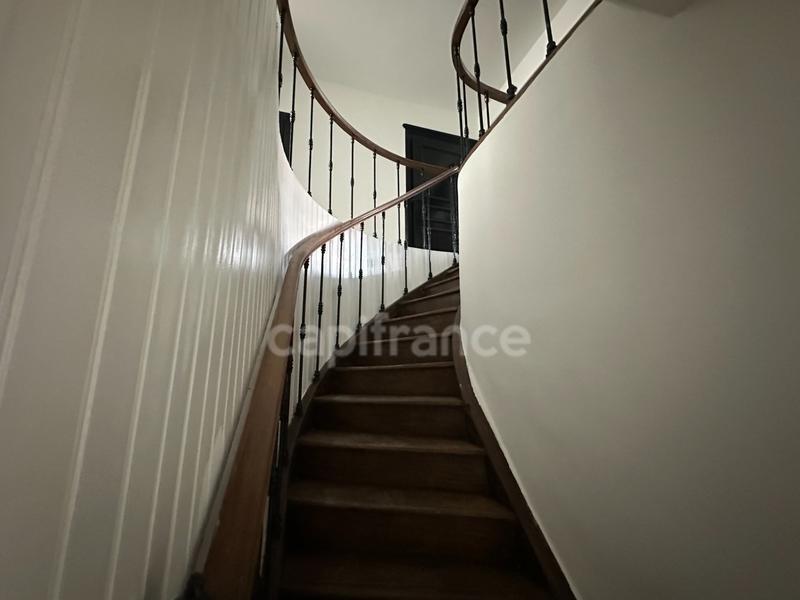 Maison de village - 206 m² - 7 pièces