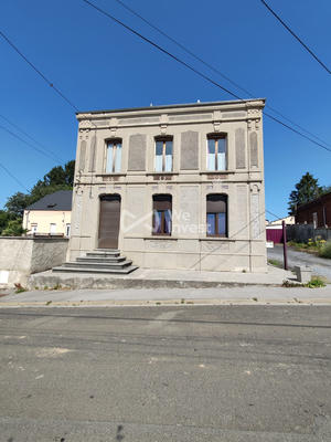 Maison - 120 m² - 7 pièces