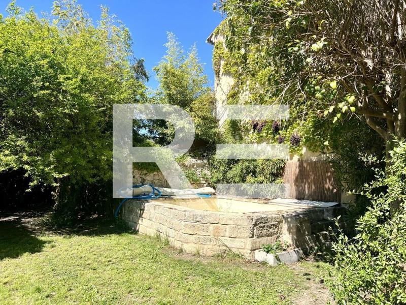 Maison - 196 m² - 8 pièces