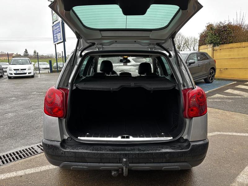 Peugeot 207 Sw 1.4 Vti Premium Outdoor Toit Panoramique + Attelage